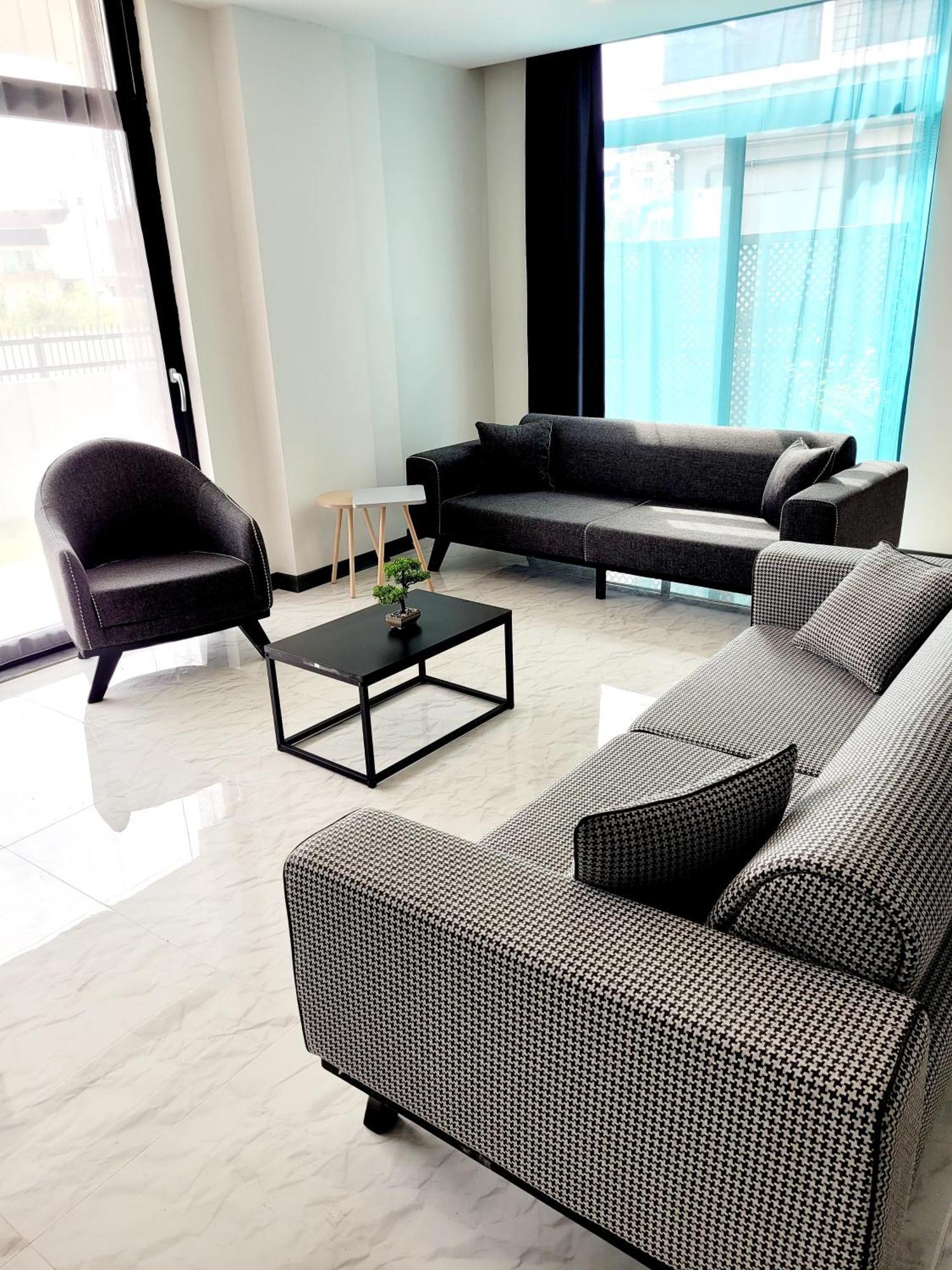 Oldskool Villas Close To Lara Beach أنطاليا الغرفة الصورة